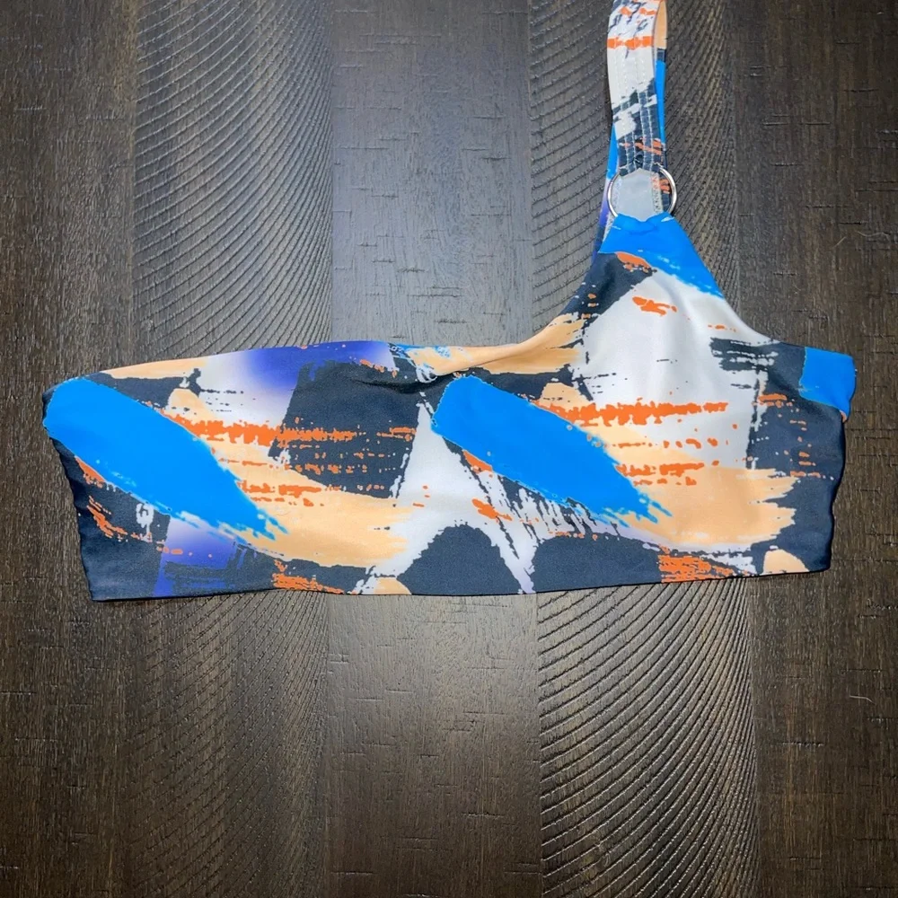 Abstract One-Shoulder Bikini Set - Picture 2 of 4